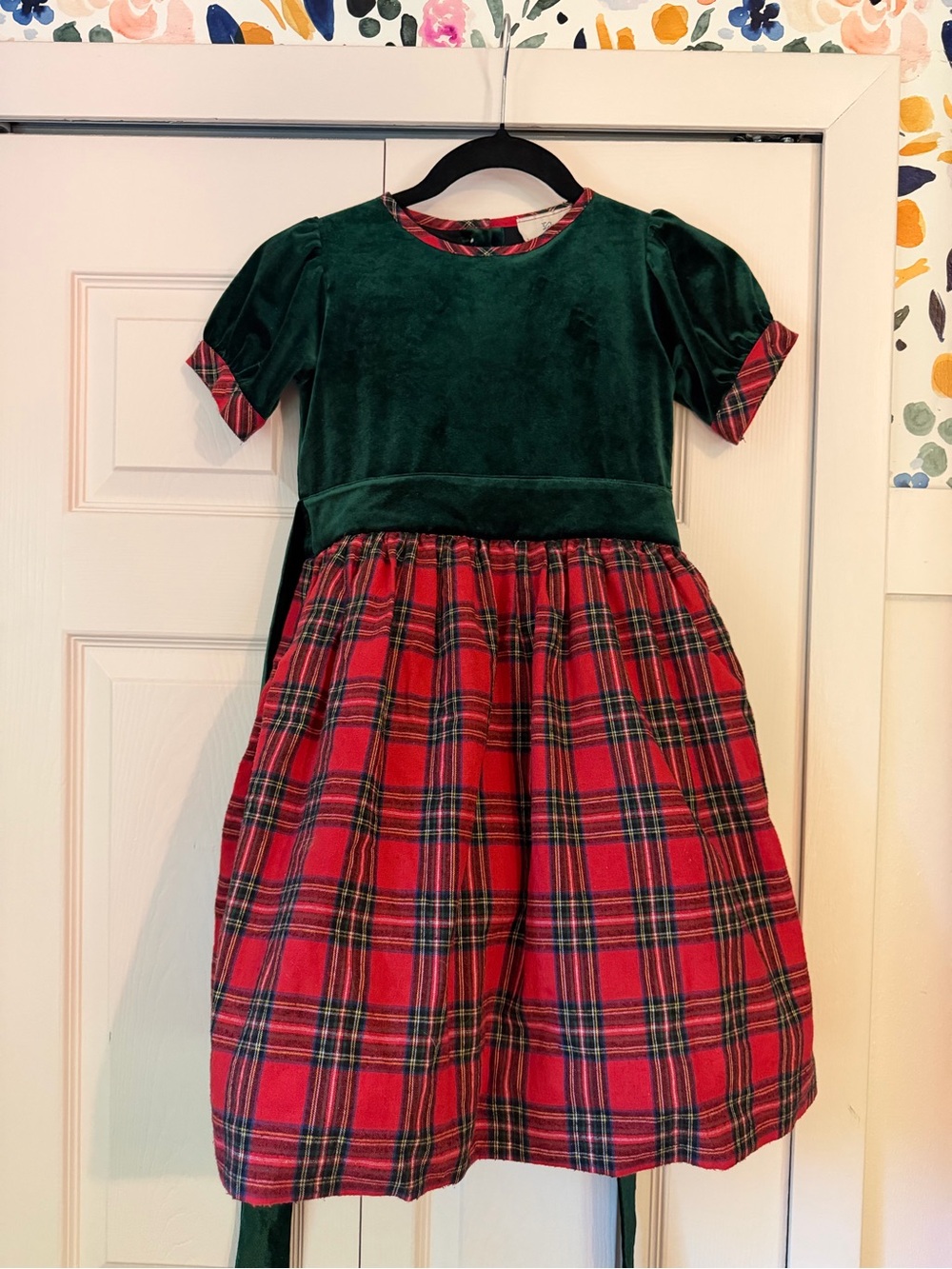 Green Velvet & Red Plaid Holiday Dress size 7